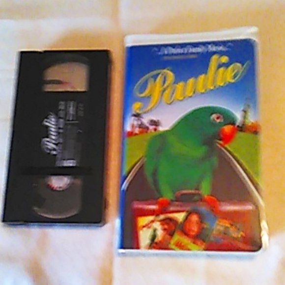 Paulie Family VHS Movie World's Funniest Fast Talking Parrot A World Of Trouble - Picture 1 of 2
